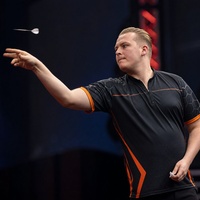Negendarter Van Veen niet genoeg in Poland Darts Open